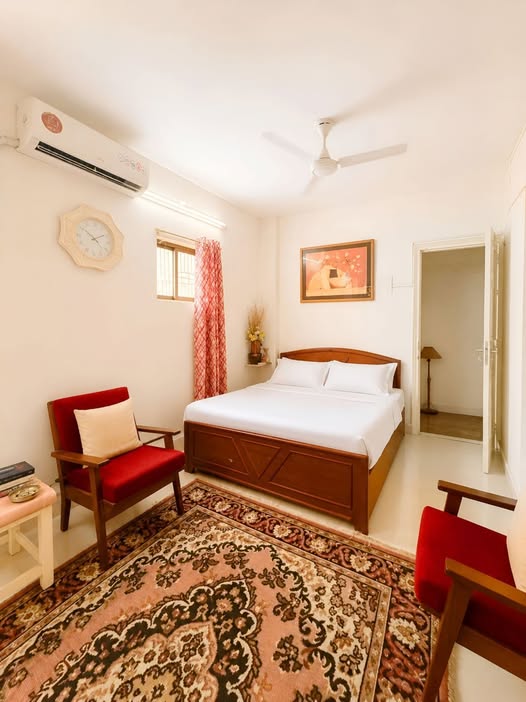 Spacious 1 RK Furnished Flat in Sher-E-Punjab Andheri East