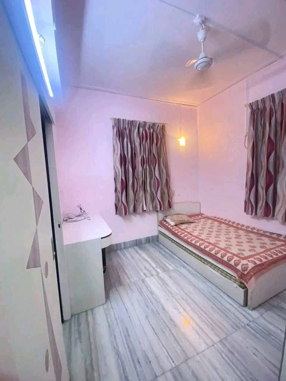 Seeking Female Flatmate for 2BHK in Dadar - photo 4