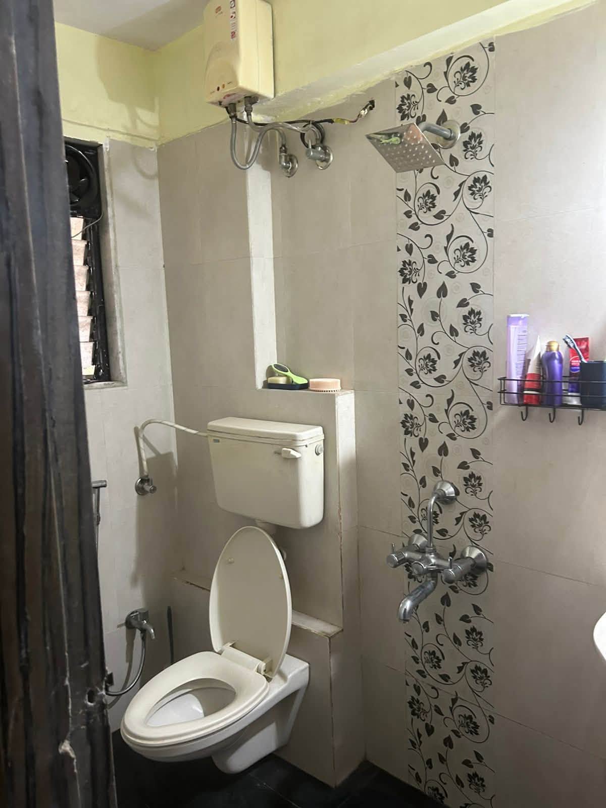 Private room in 2BHK, Powai — photo 3
