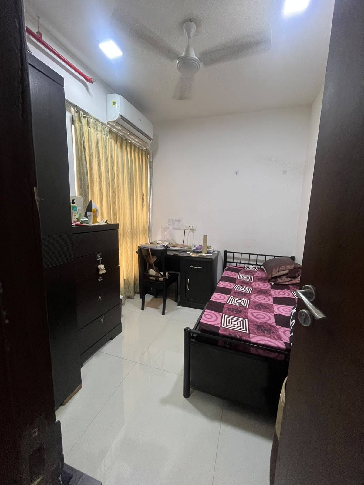 Female Single Occupancy in Goregaon West — photo 2