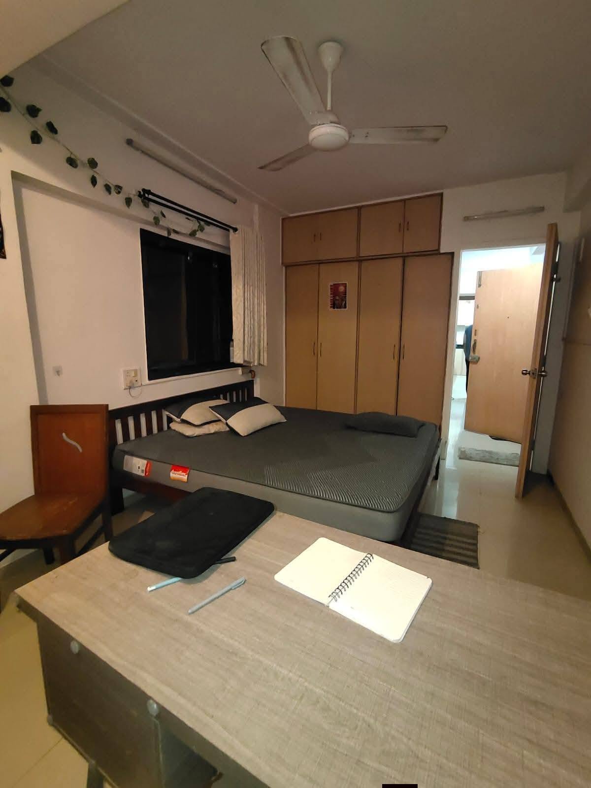 Available 2Bhk Semi Furnished flat — photo 5