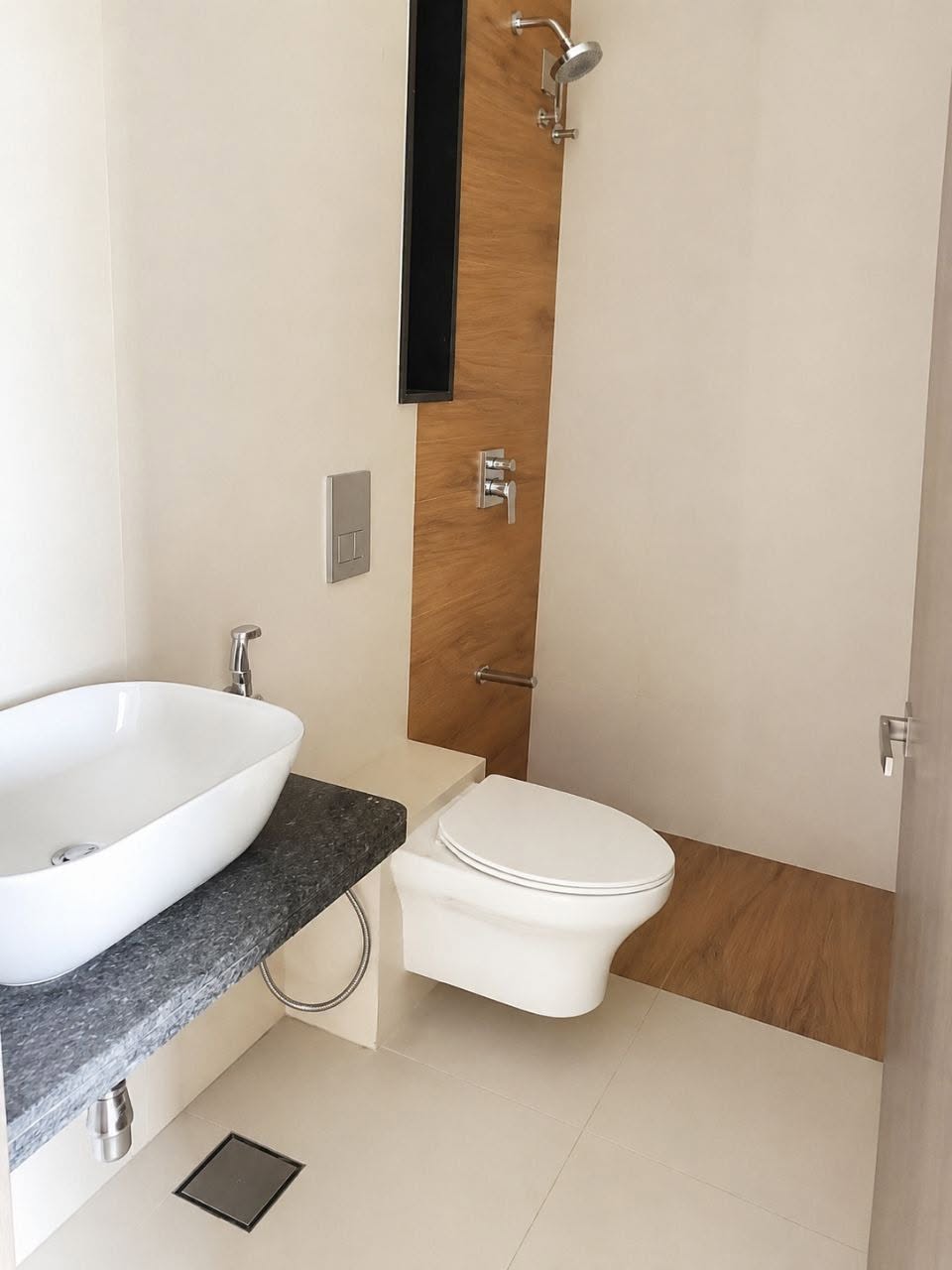 1 BHK Unfurnished Flat in Jogeshwari East — photo 4