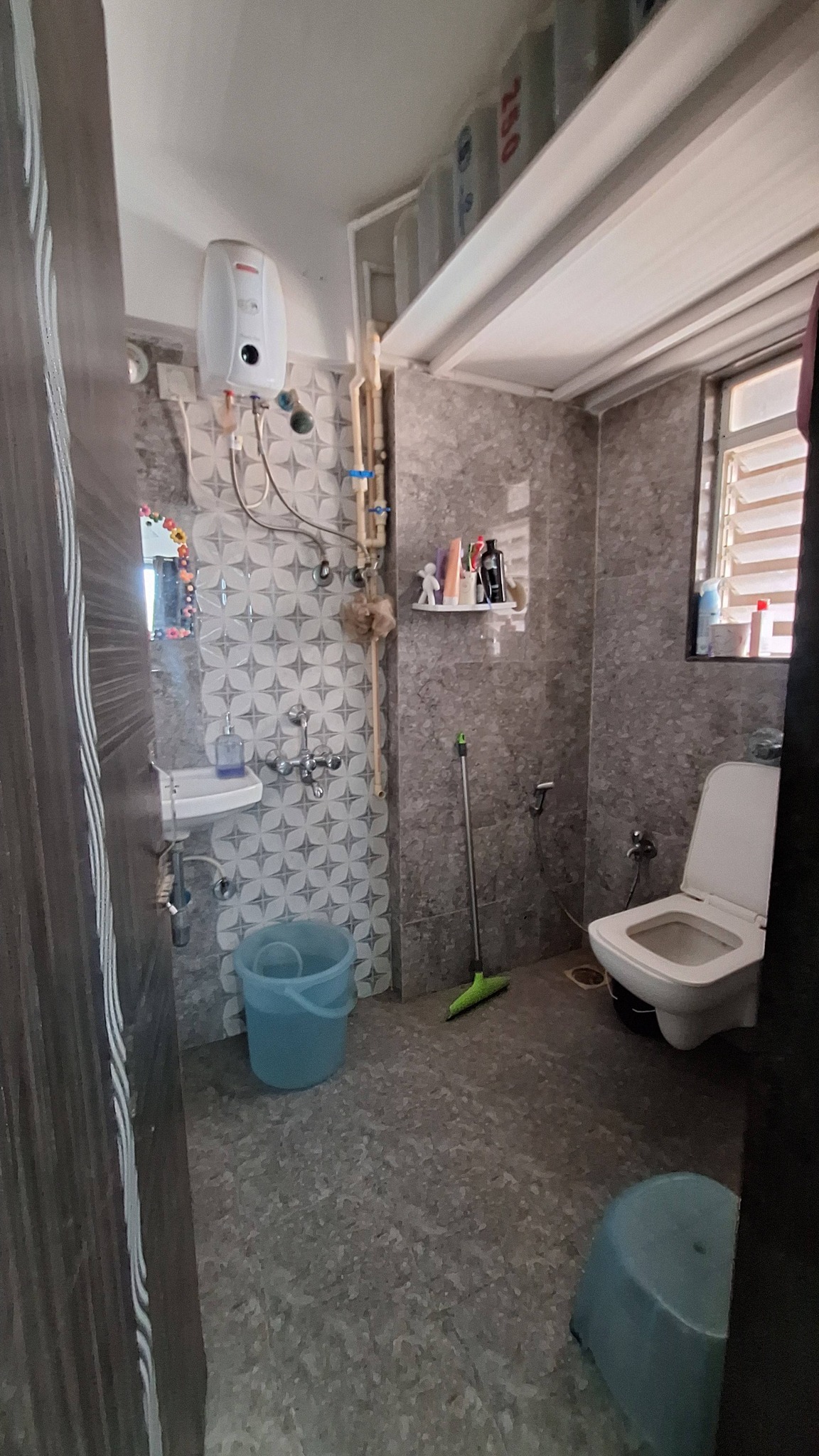 Master bedroom for rent in Malad East — photo 5