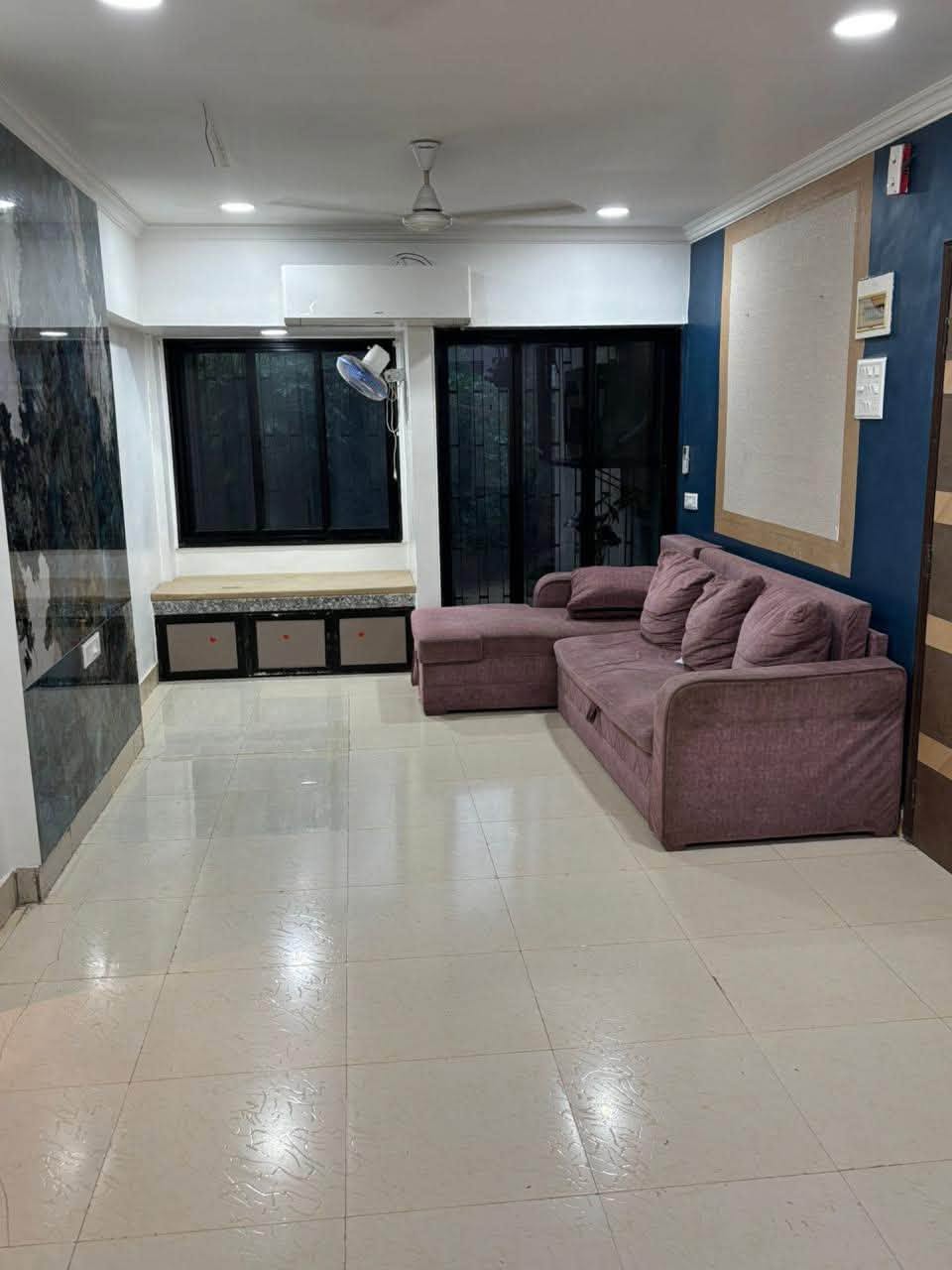 Room available in 2BHK flat, Andheri West