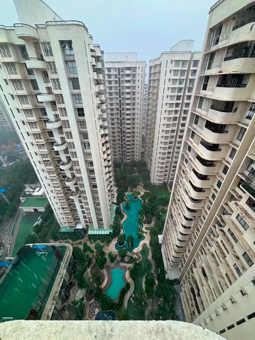 Semi-Furnished 3BHK Apartment – Lodha Bel Air, Jogeshwari West