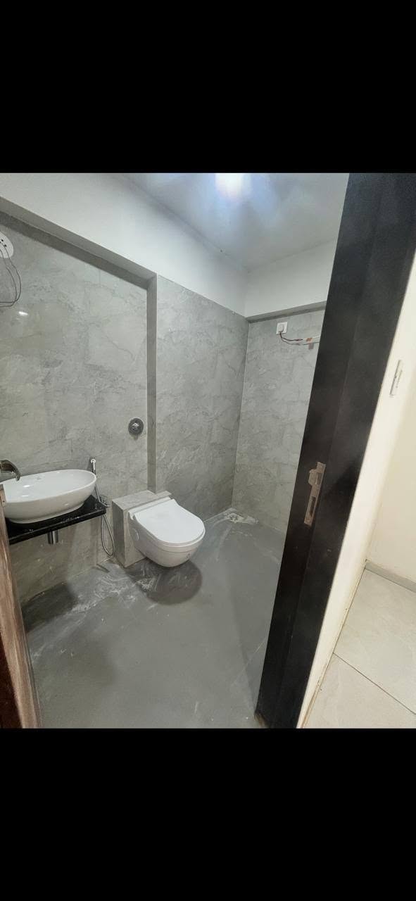 Fully furnished room near Aqua Line Metro Station - photo 3
