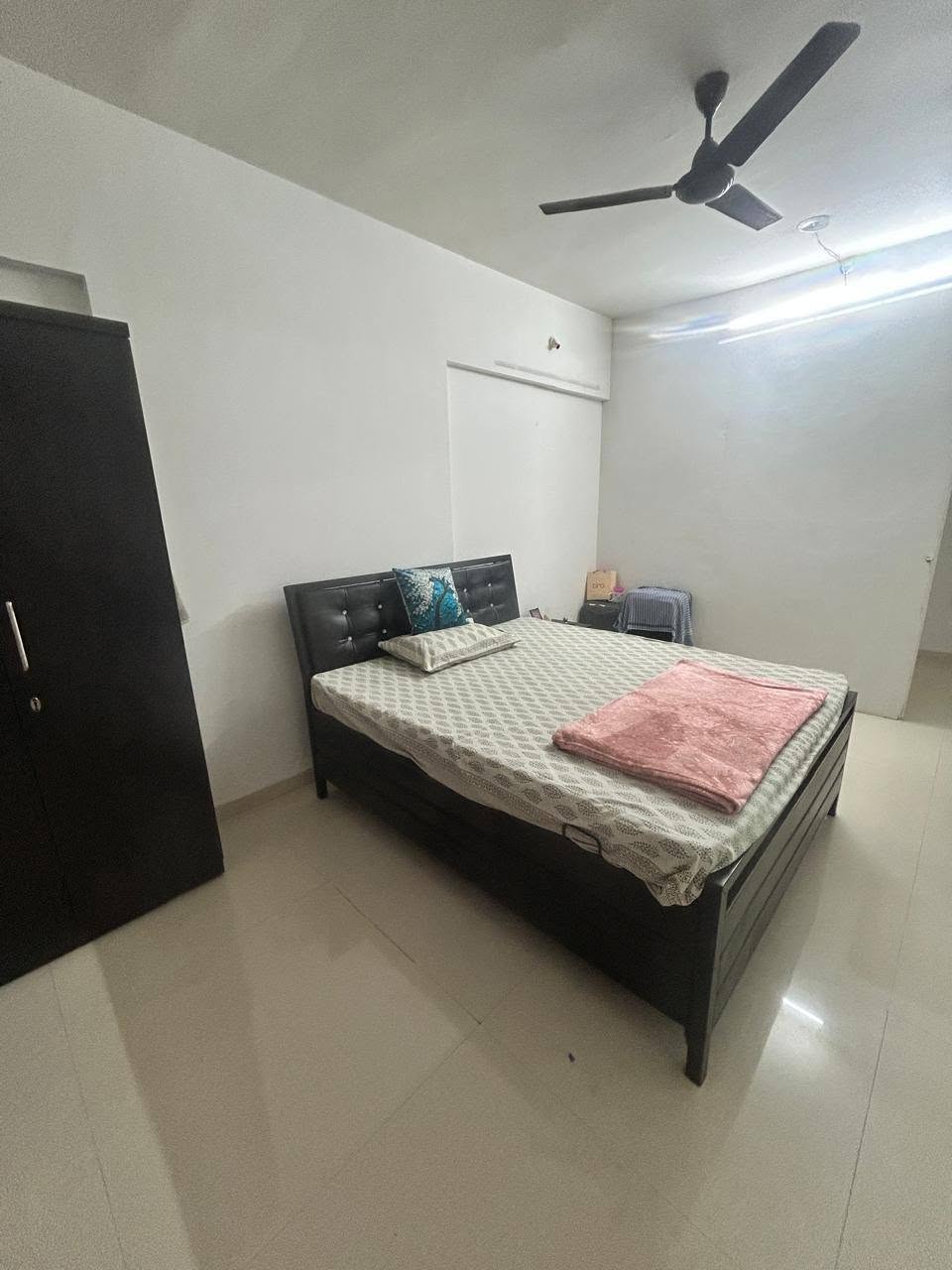 Fully furnished room near Aqua Line Metro Station - photo 4