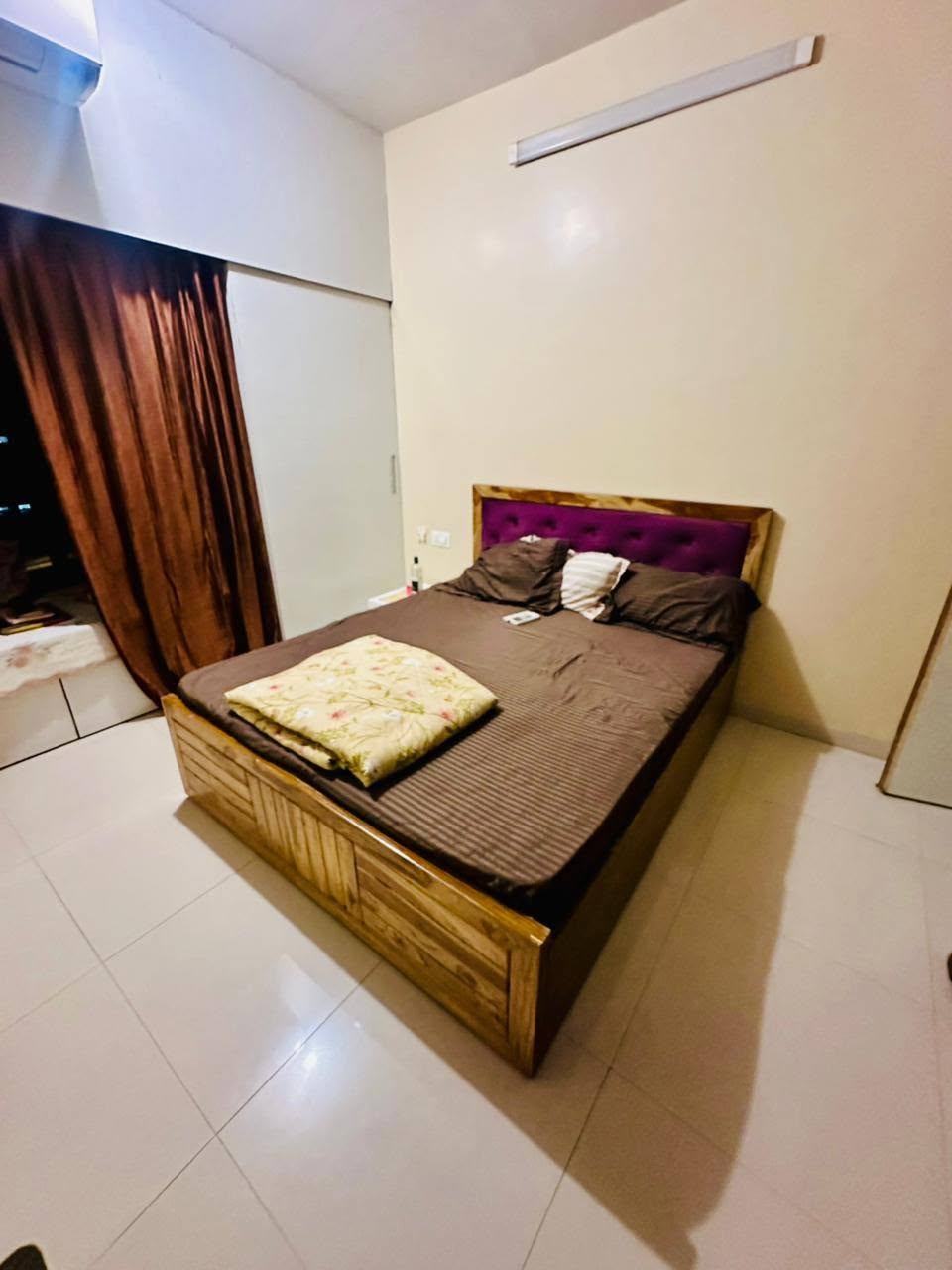 Single occupancy room near Infinity Mall