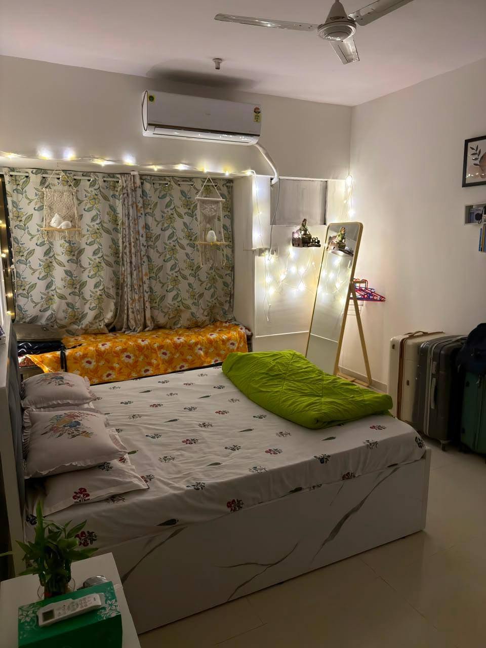 Single Occupancy for Female in Evershine Cosmic, Andheri West — photo 3