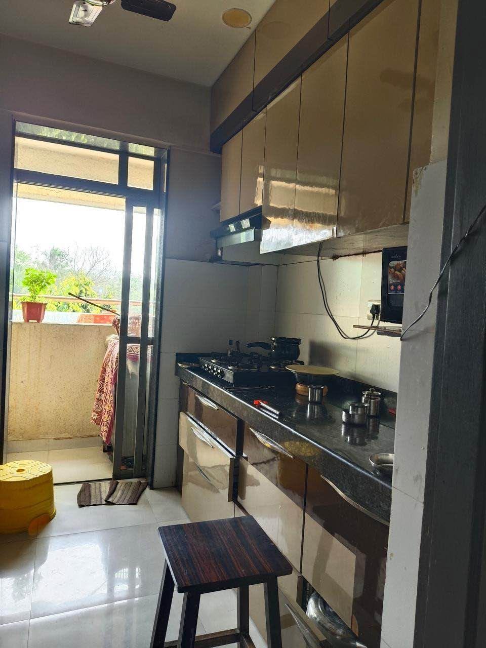 4BHK Full Furnished flat for female sharing — photo 2