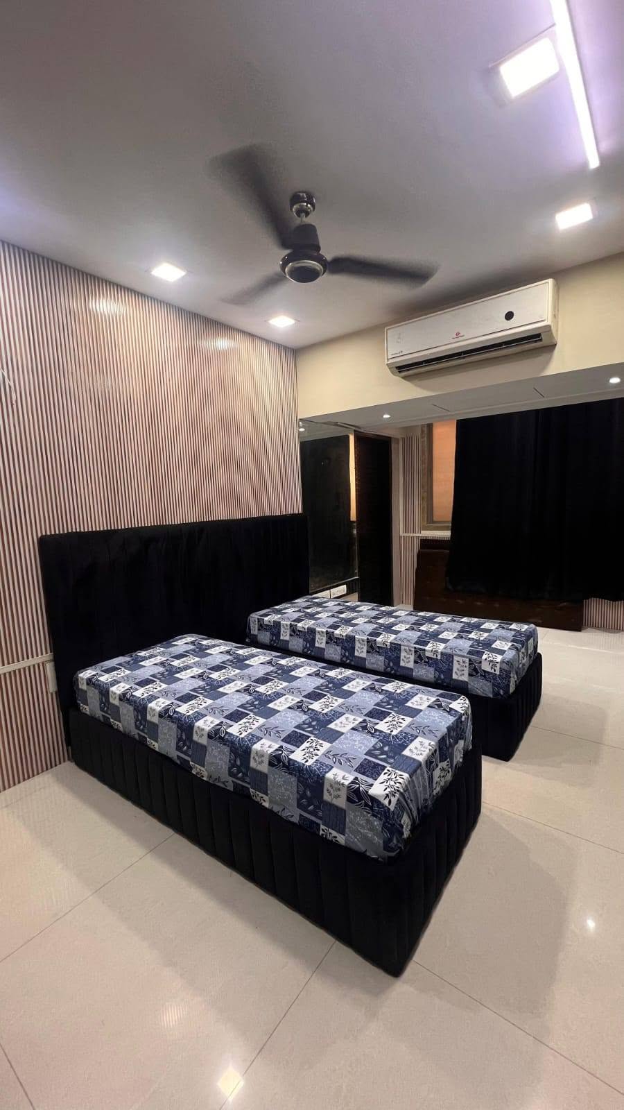 Room for Female in Juhu