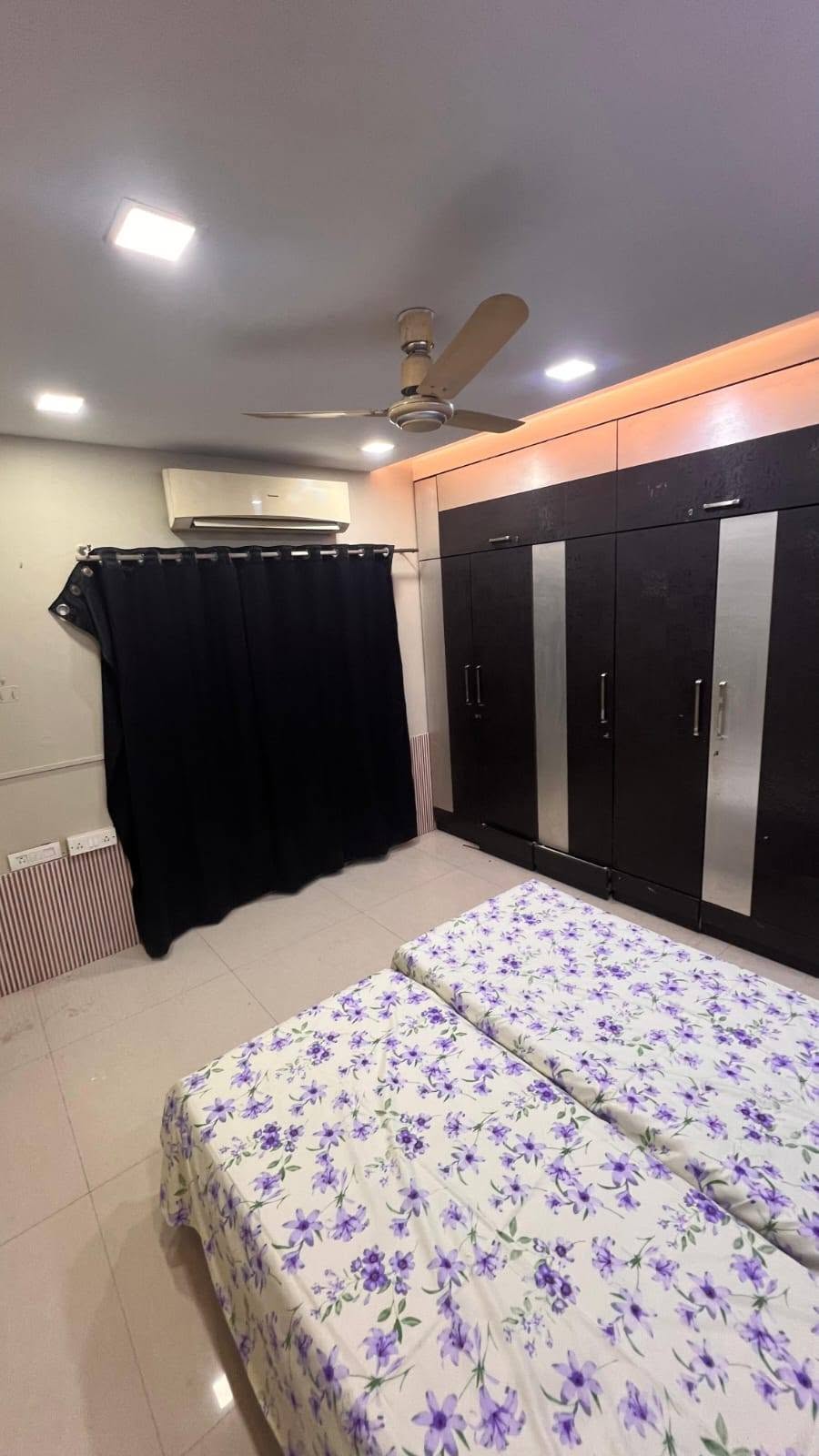 Room for Female in Juhu — photo 2