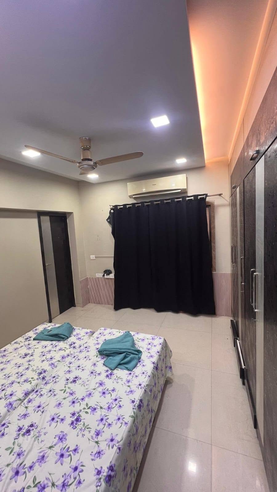 Room for Female in Juhu — photo 5