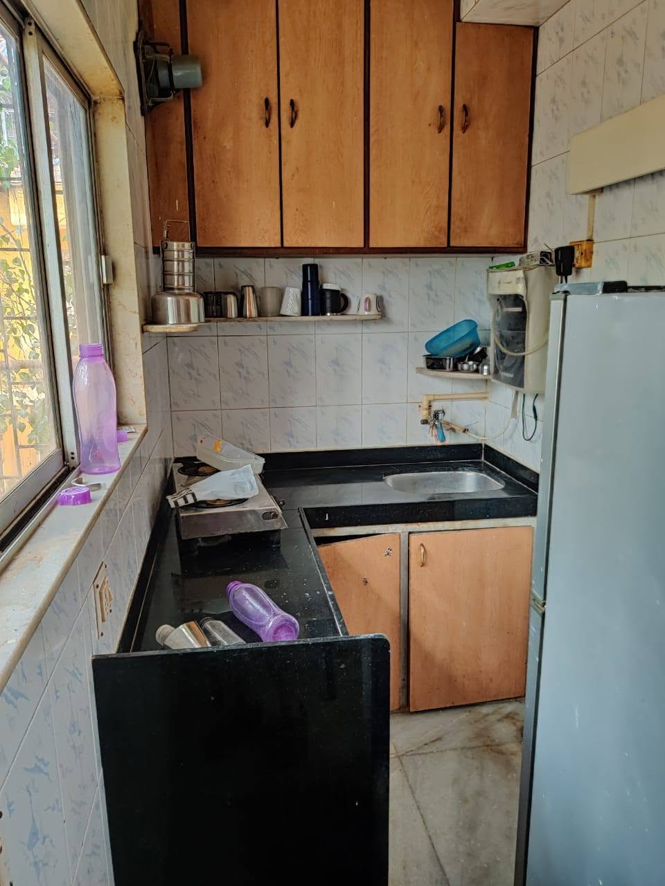 Male Flatmates Required – 2.5 BHK Flat near KEM Hospital