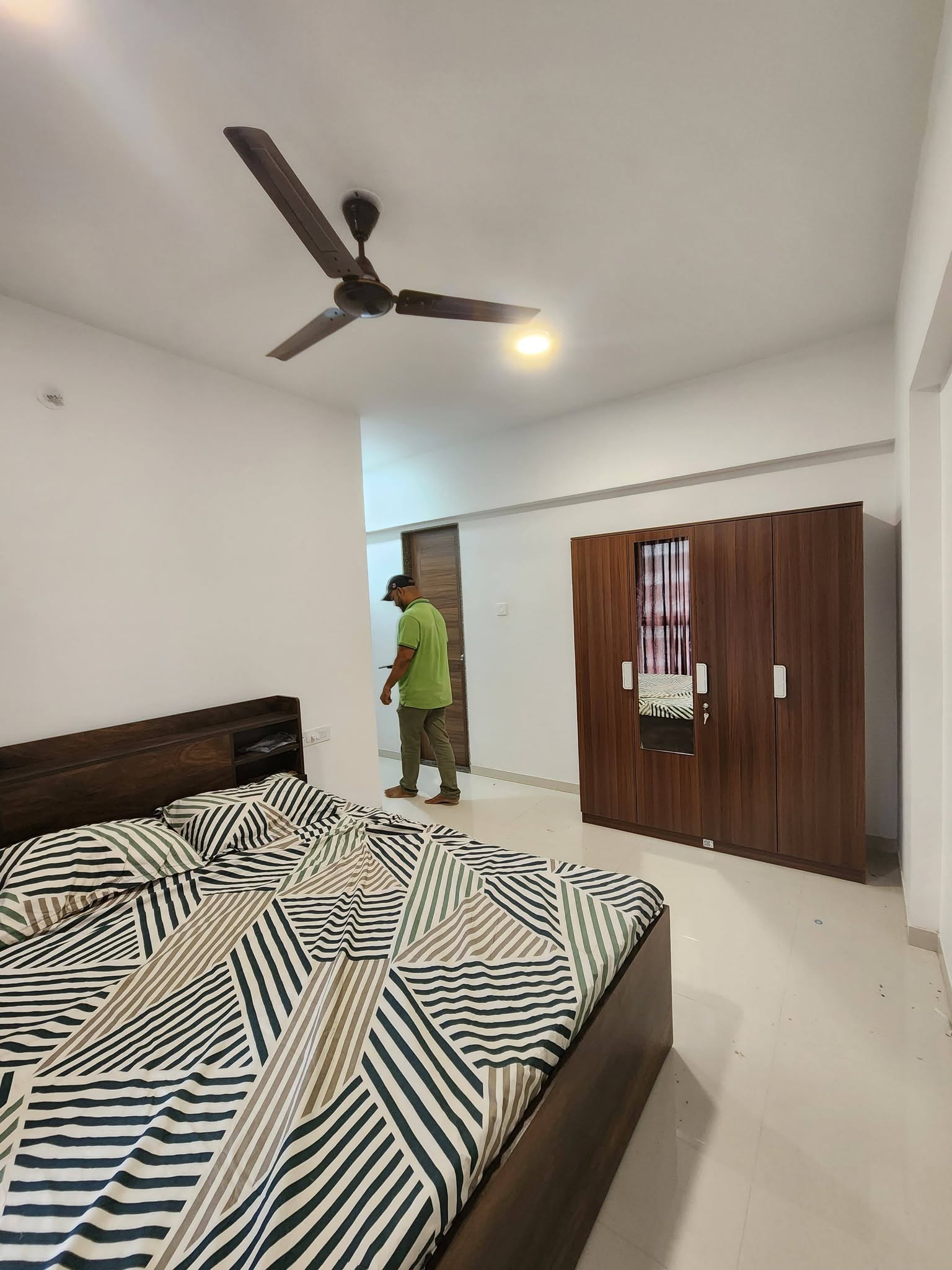 2BHK Fully Furnished Apartment near Airport
