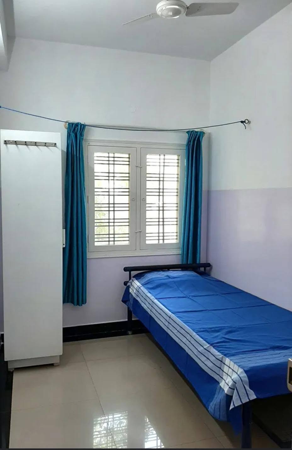PG for Boys – Only 1 Bed Left! — photo 2