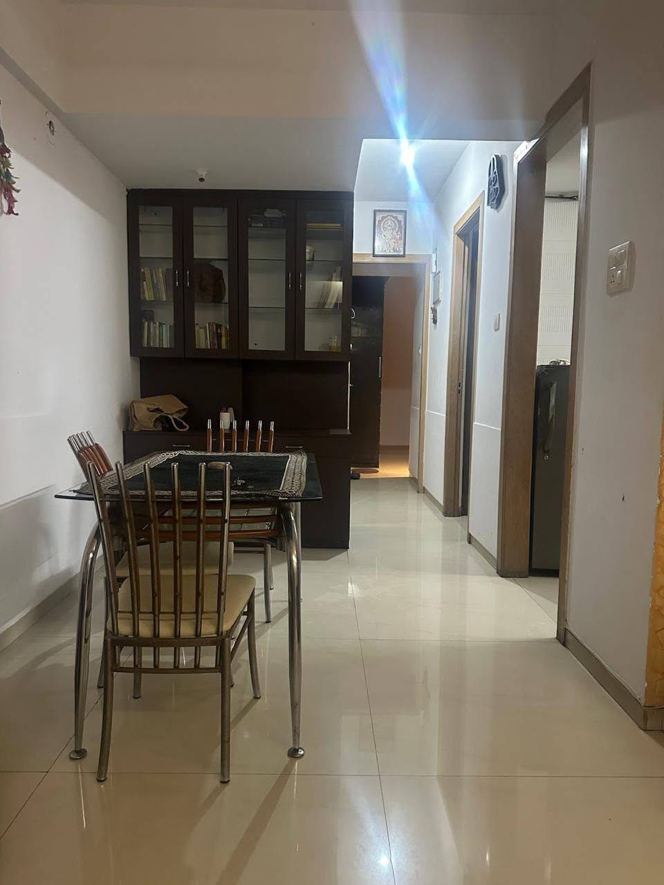 Furnished 2BHK flat for rent in Vikhroli West — photo 2