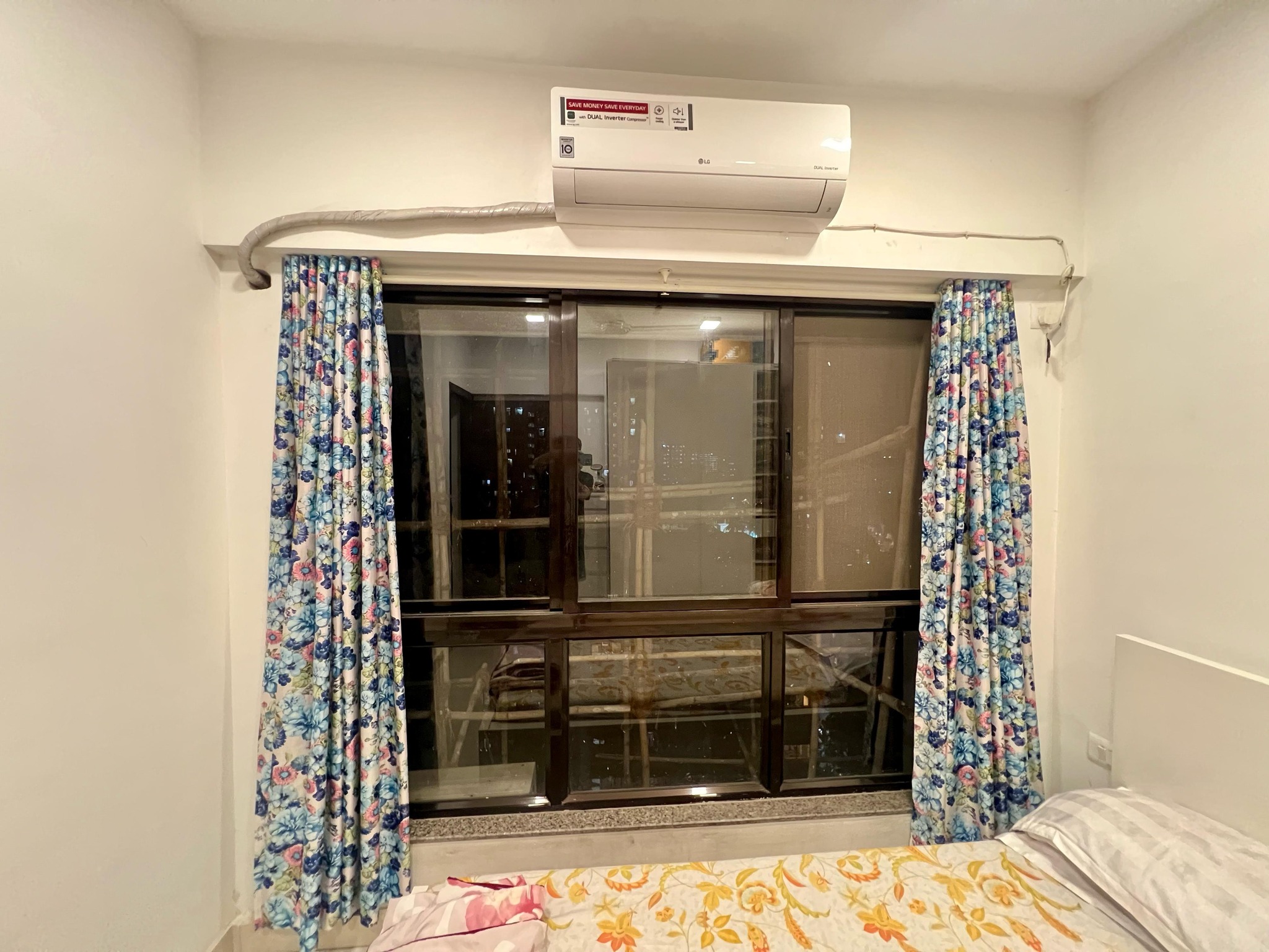 1 BHK Semi-Furnished Flat for Rent — photo 3