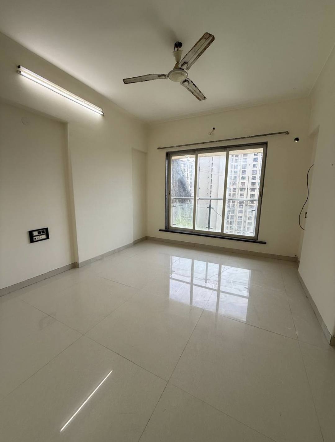 Available 2Bhk Unfurnised Flat — photo 2