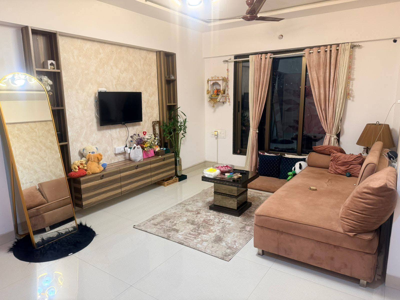 Premium Single Occupancy for girl | Goregaon West