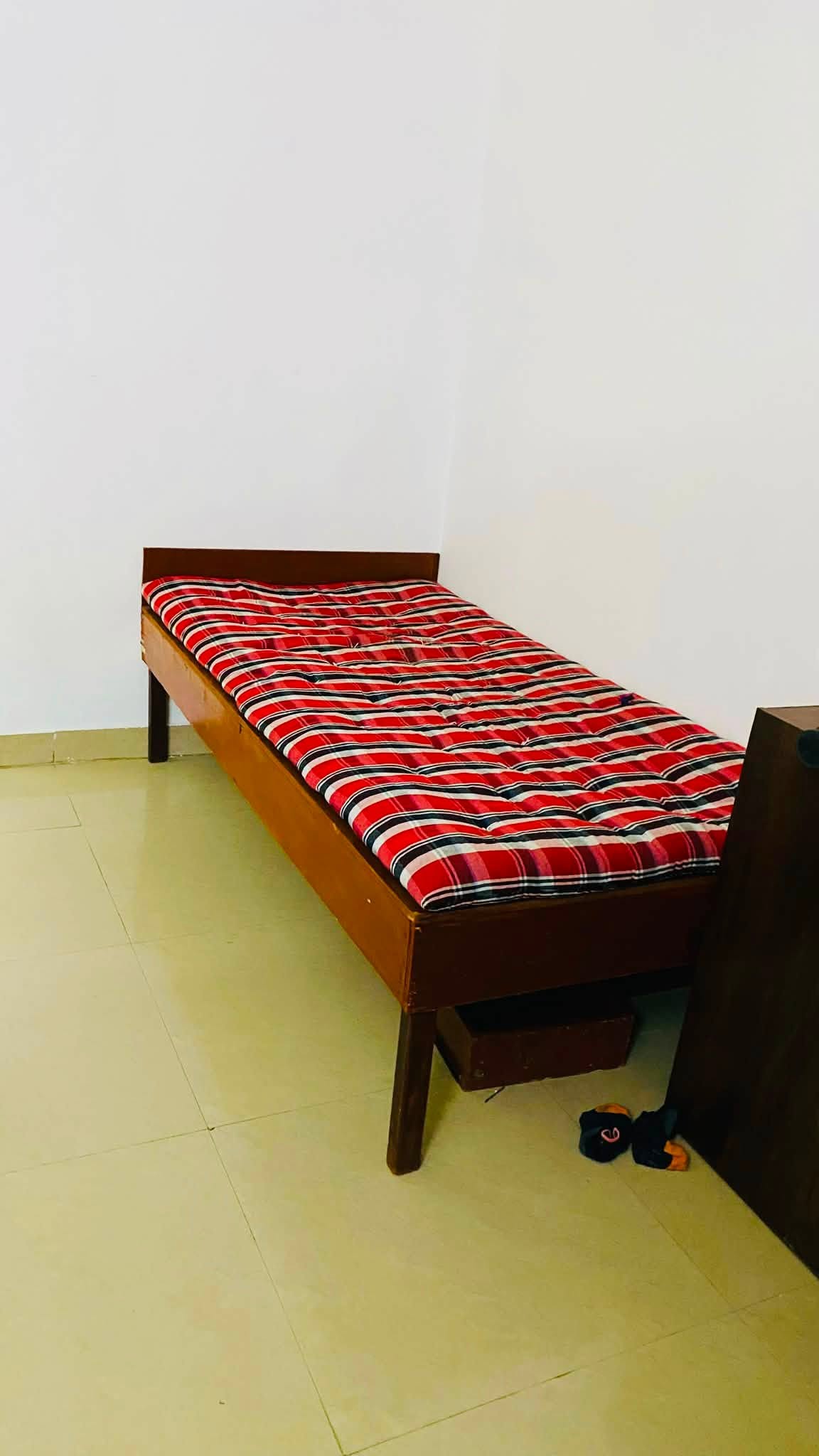 Fully furnished 2BHK shared flat in Dahisar East - photo 3