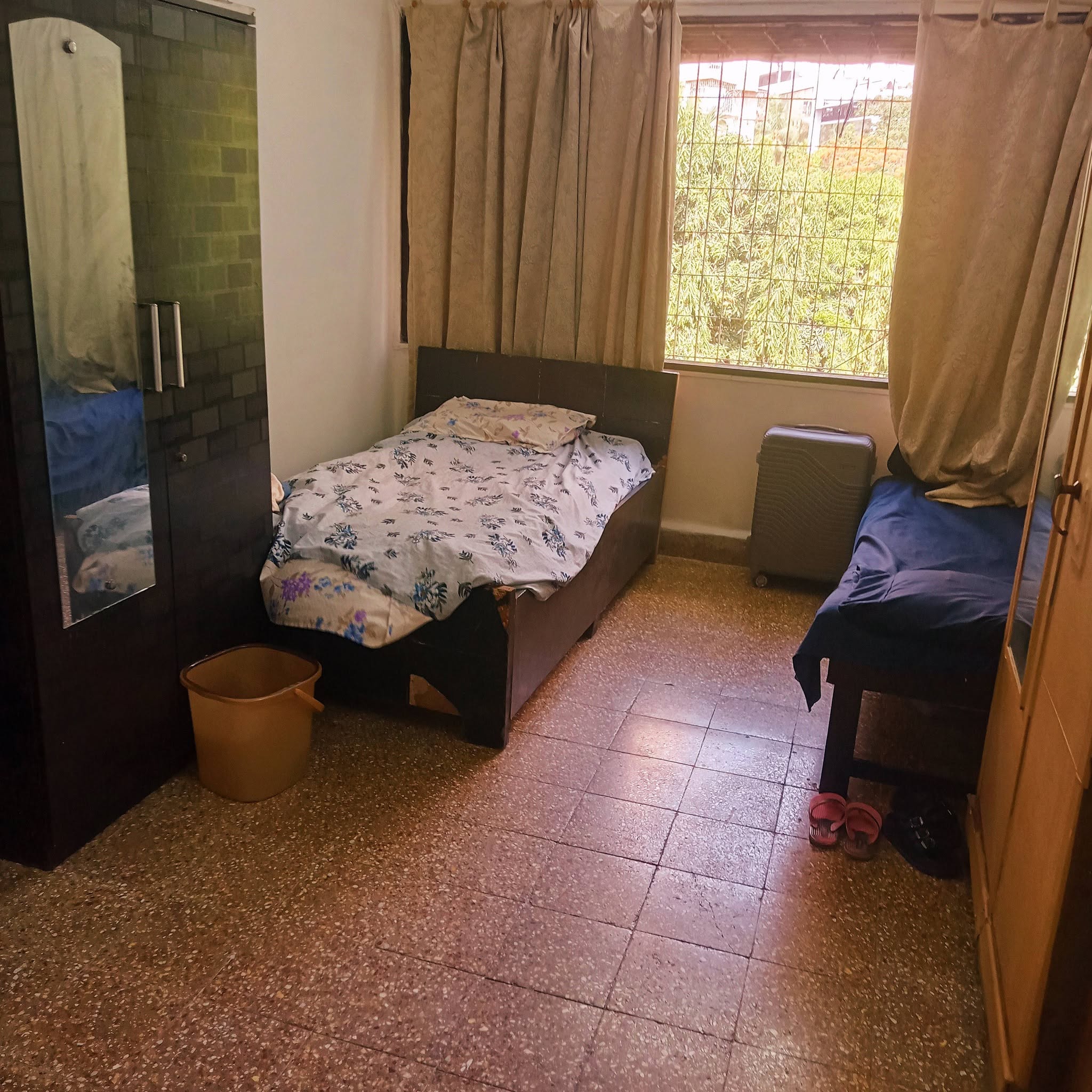 PG for Working Female near Inorbit Mall