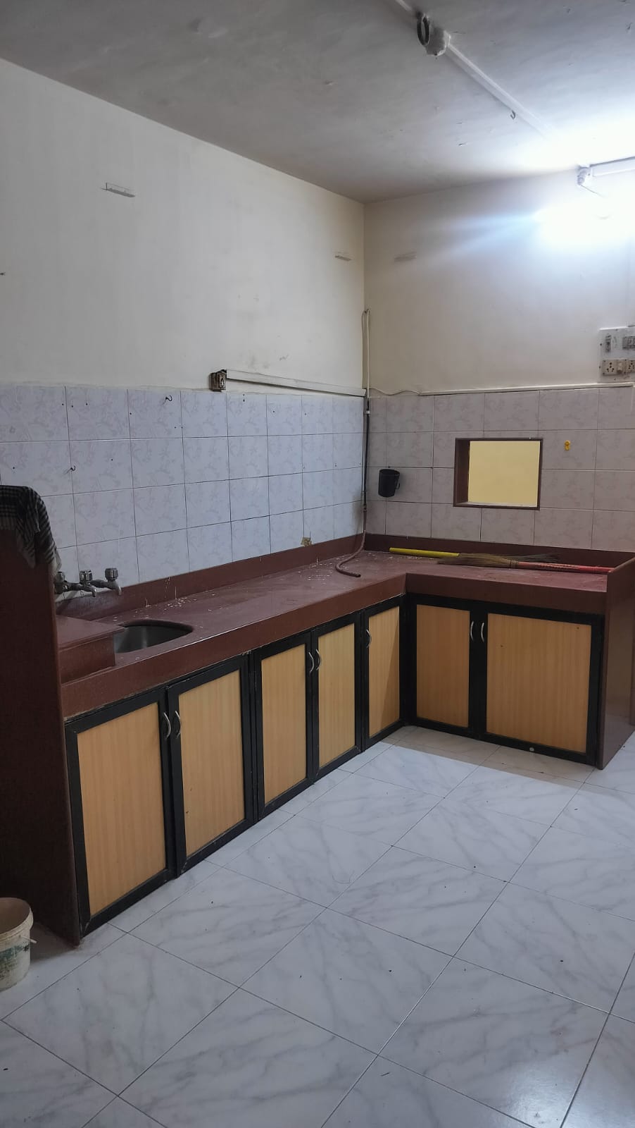2BHK unfurnished flat for rent in Goregaon West — photo 3