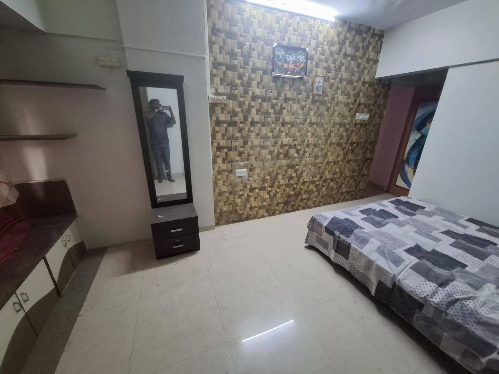 Spacious 2 BHK for Lease – Deep Residency, Parel