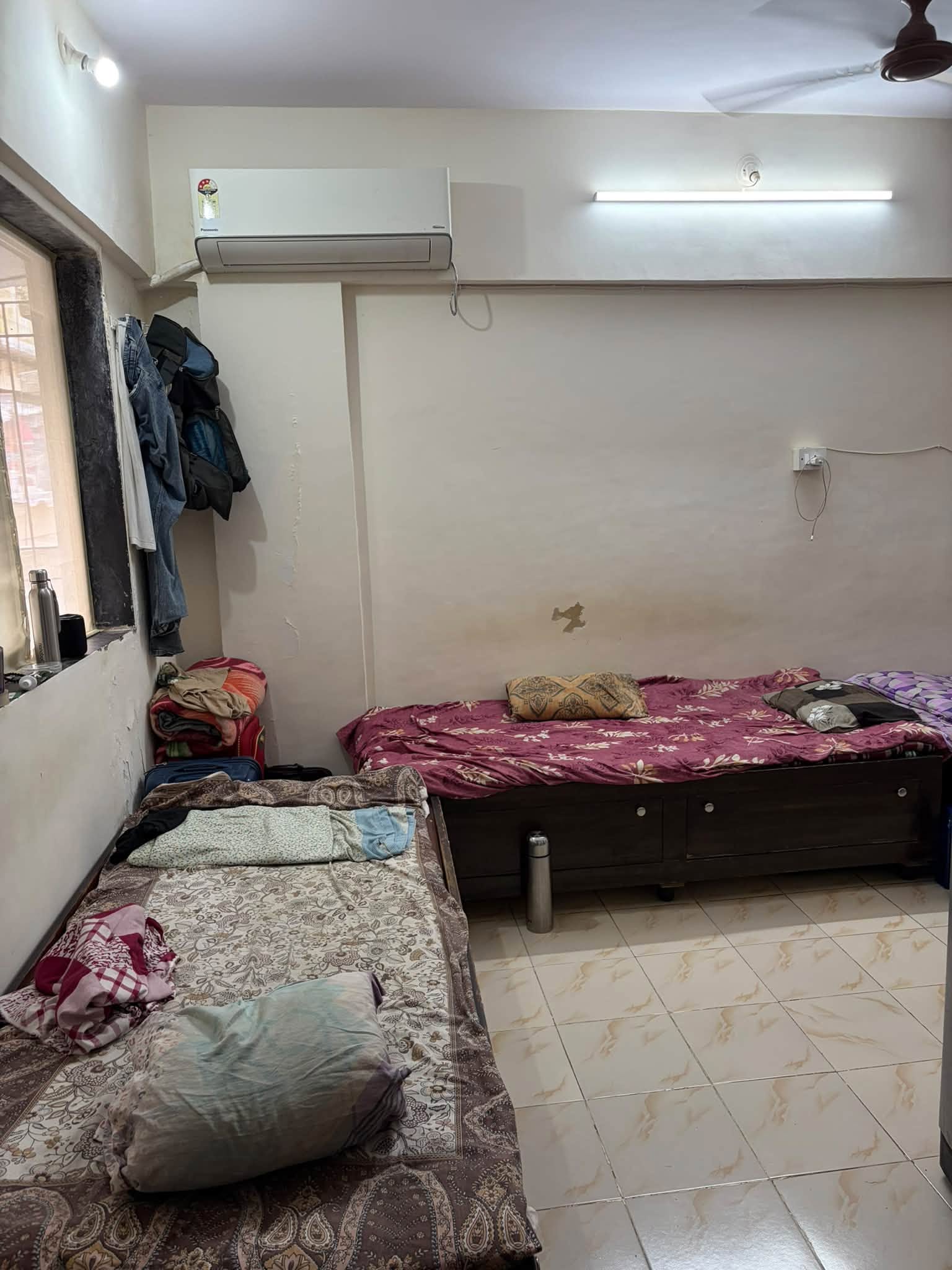 Triple occupancy near DN Nagar Metro Station, Andheri West - photo 3