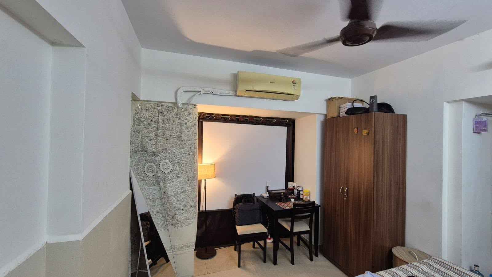 Furnished 2BHK in Matunga West, male occupancy