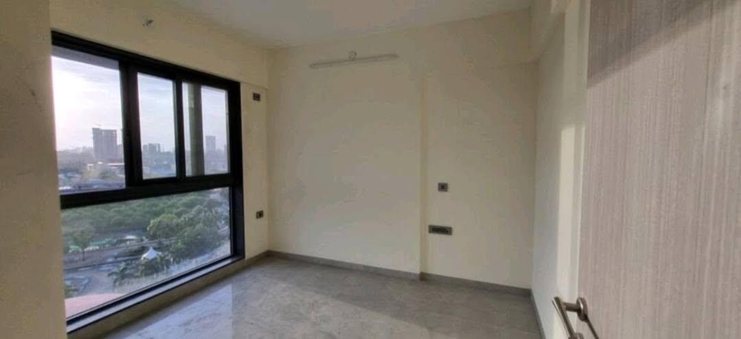 New Semi-furnished 2BHK at Ajmera Iland Wadala — photo 5