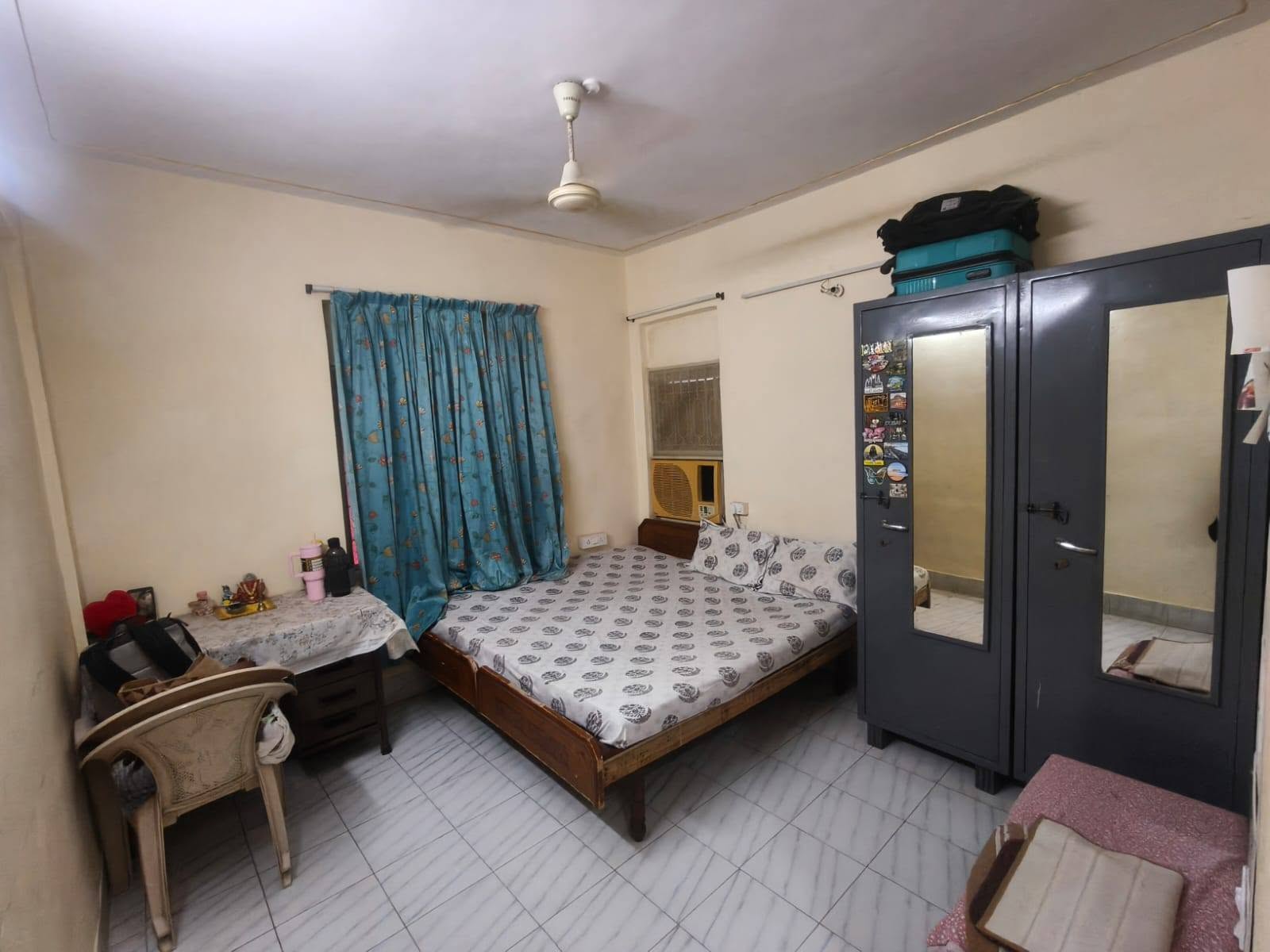 Fully furnished room in 3RK for female