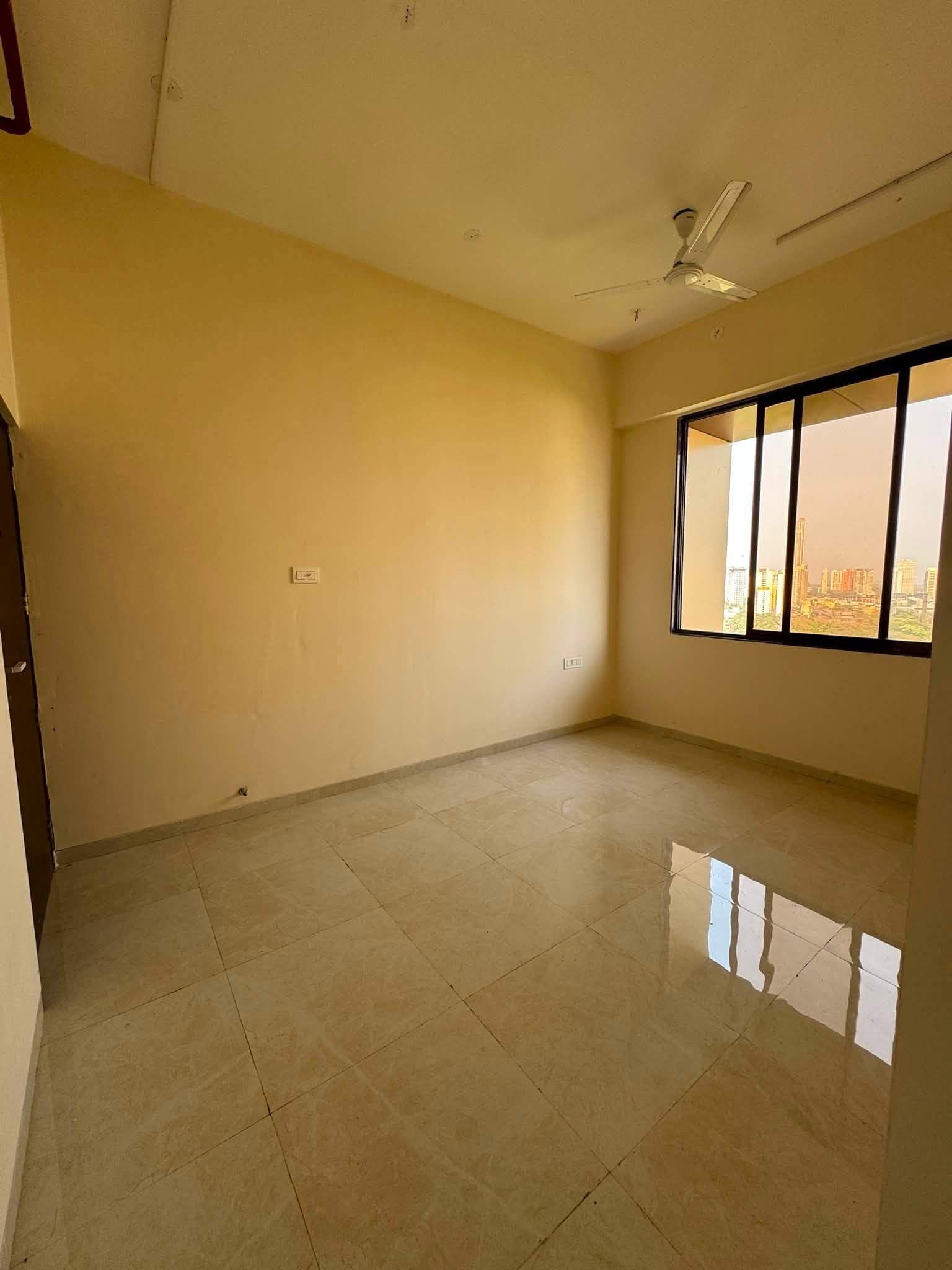 Looking for female flatmate in 1BHK, Lower Parel West
