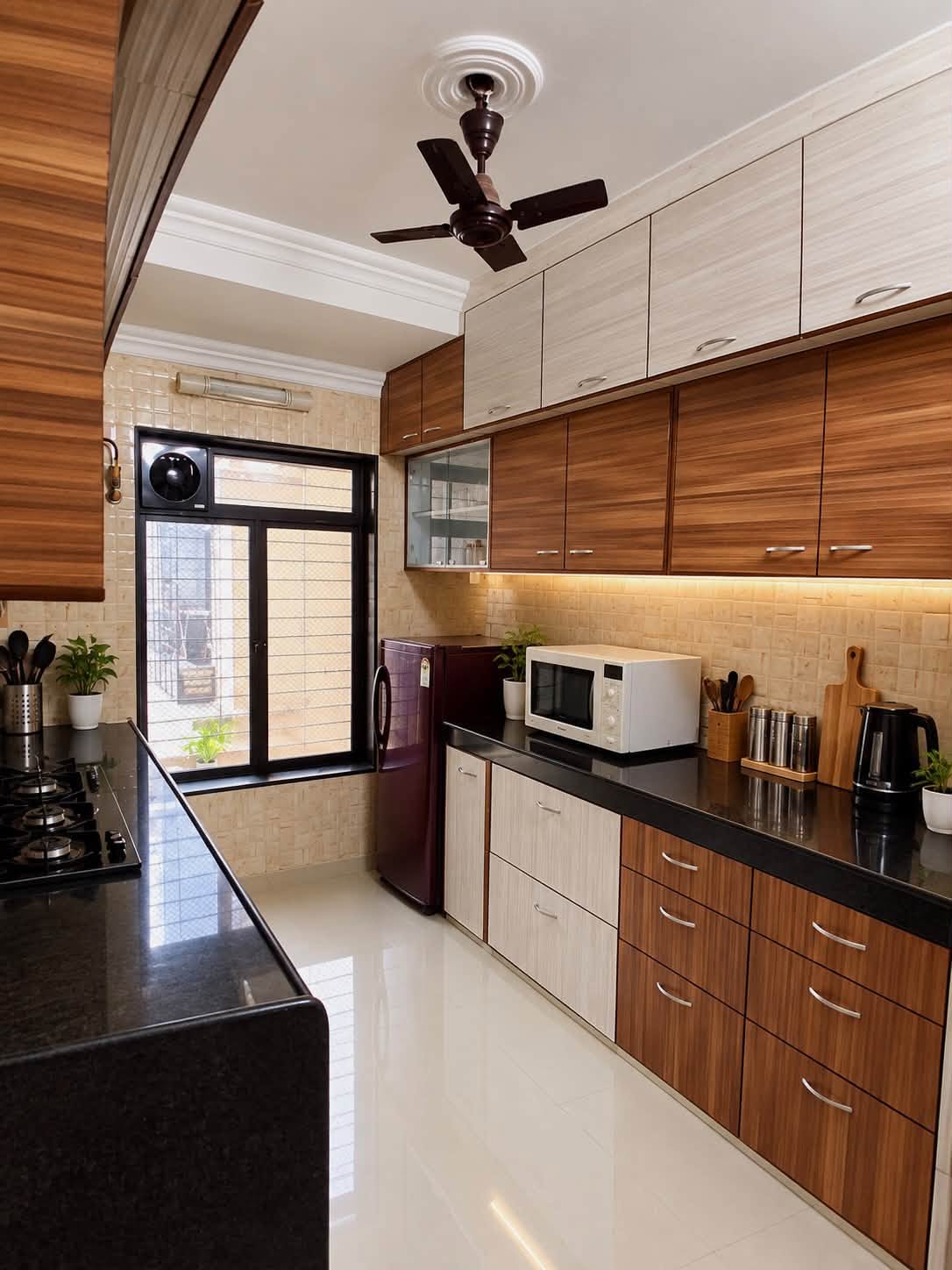 Female flatmate needed in 3BHK, Andheri West