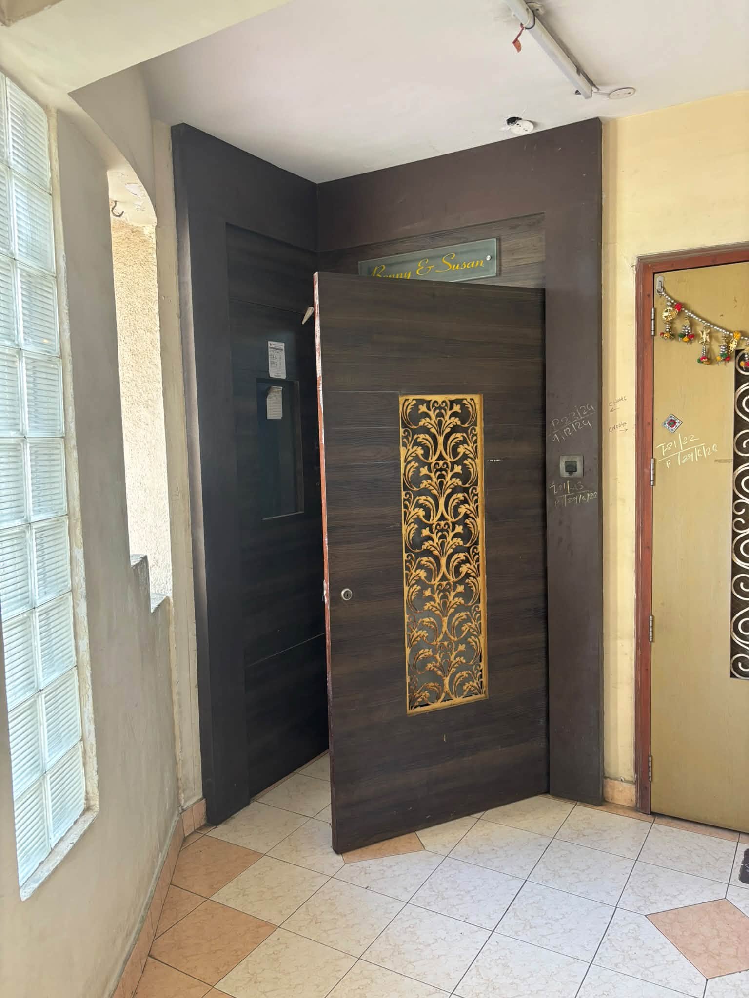 Single Room in Fully Furnished 2BHK, Goregaon West