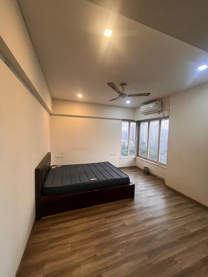 Room available in furnished 3BHK, Malad East - photo 3