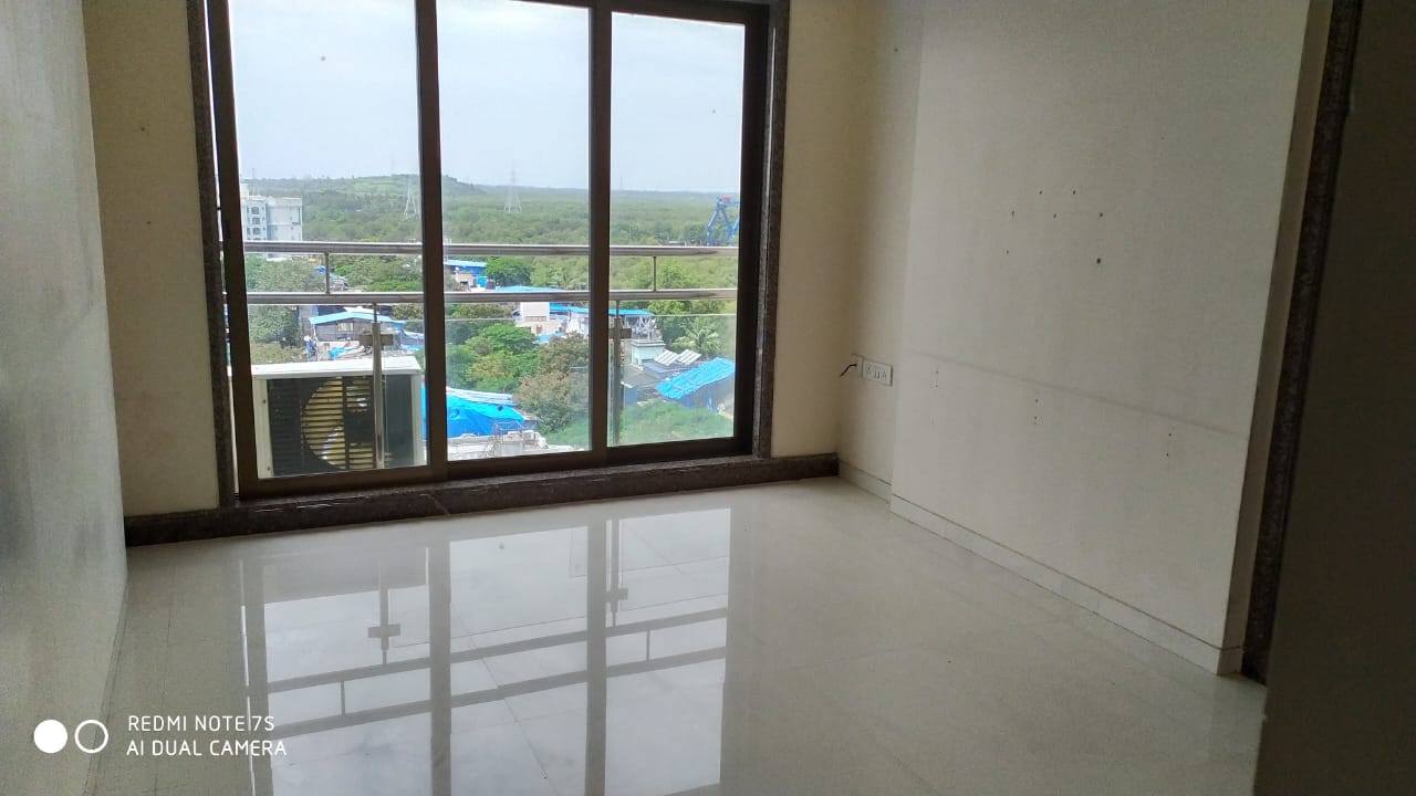2BHK in Neminath Luxeria, Andheri West — photo 3