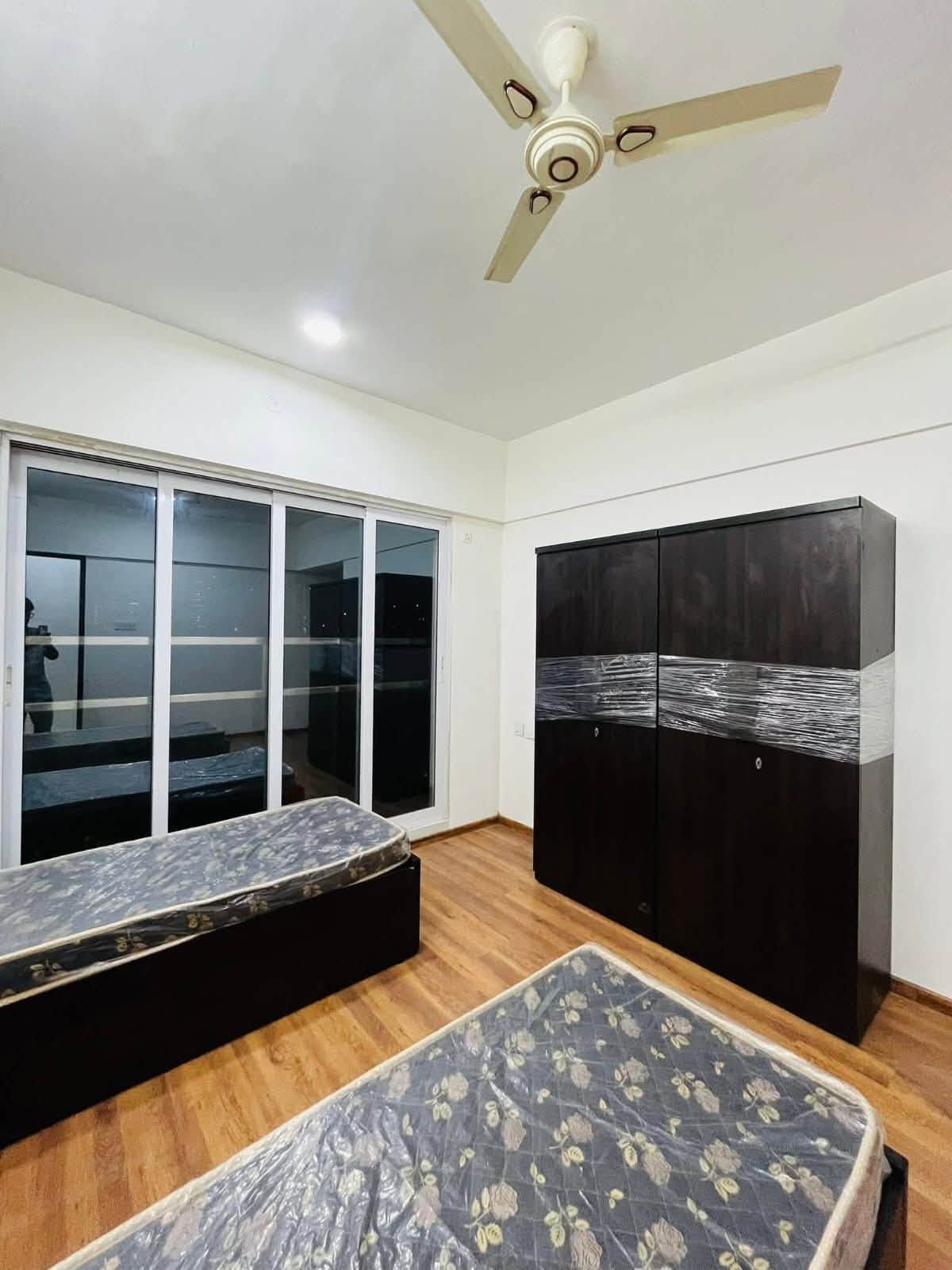 Super Luxurious Flat Just 1 Min from Goregaon West Metro — photo 3