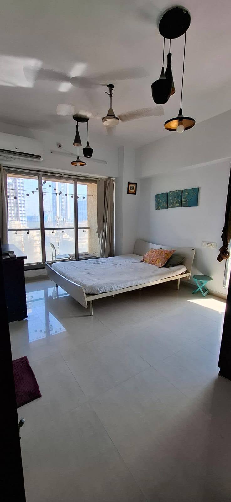 Master bedroom for female in Andheri West
