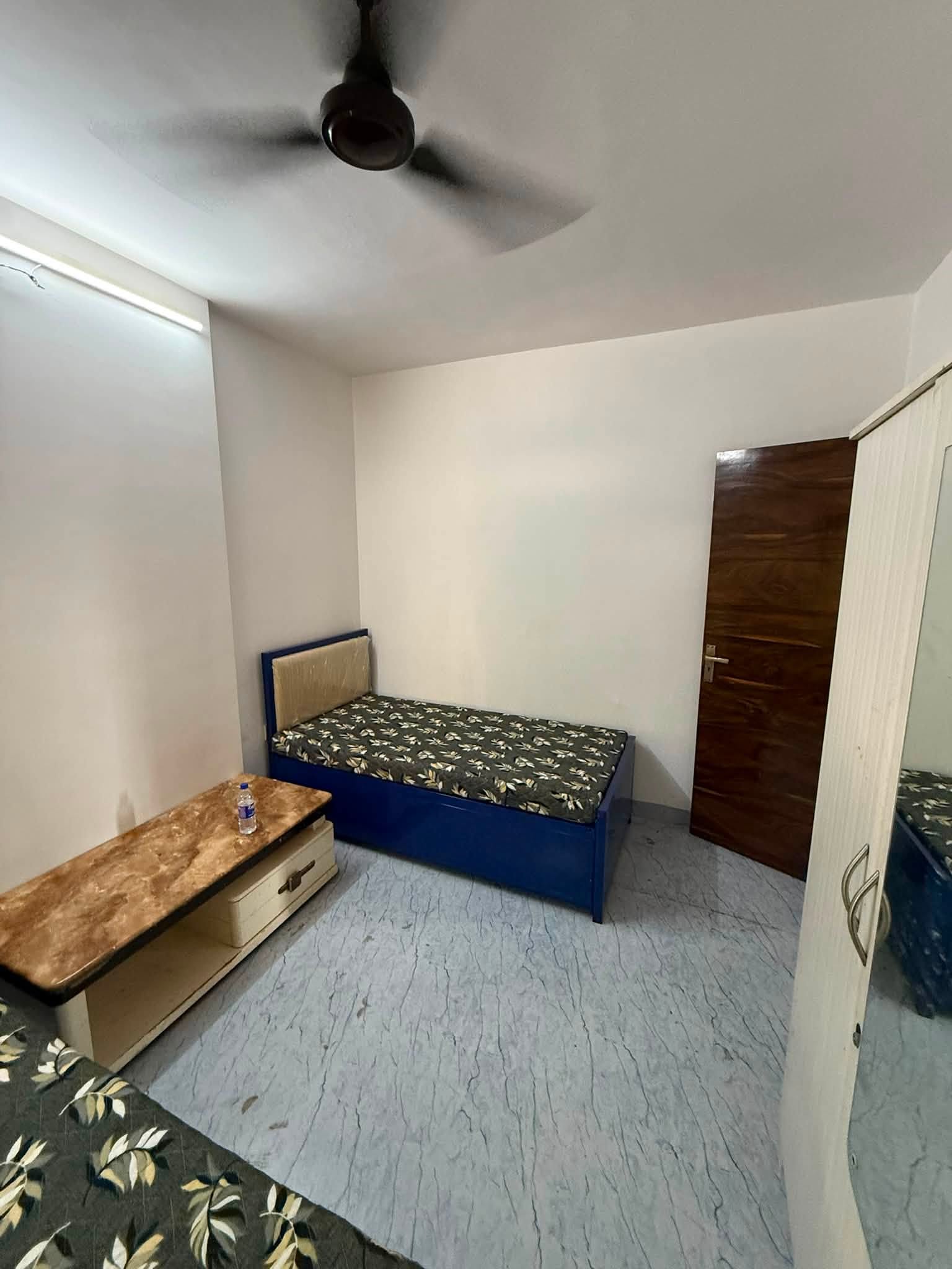 No Brokerage PG for Boys in Ghatkopar West