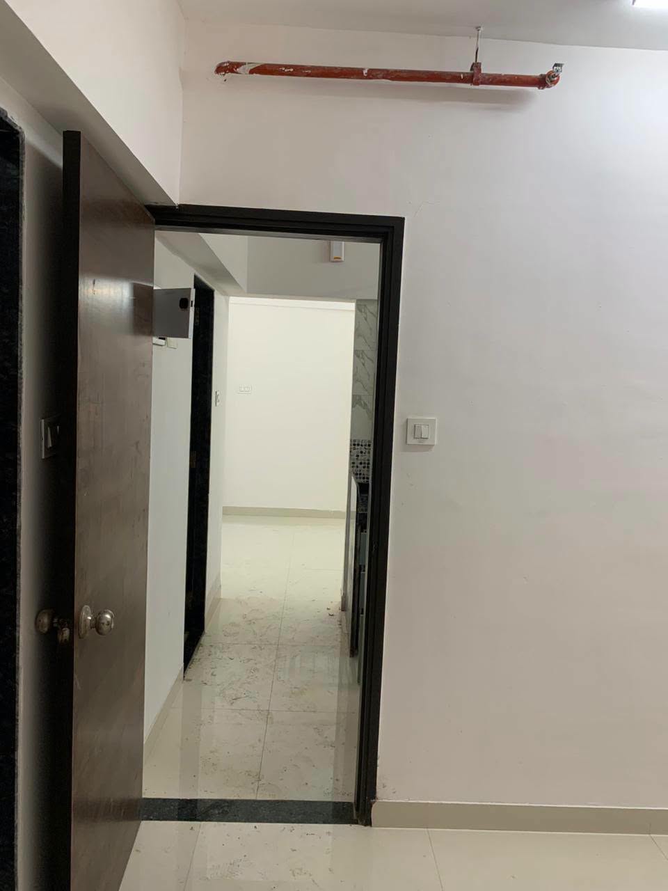 1 BHK Semi-Furnished near Dindoshi Metro — photo 3