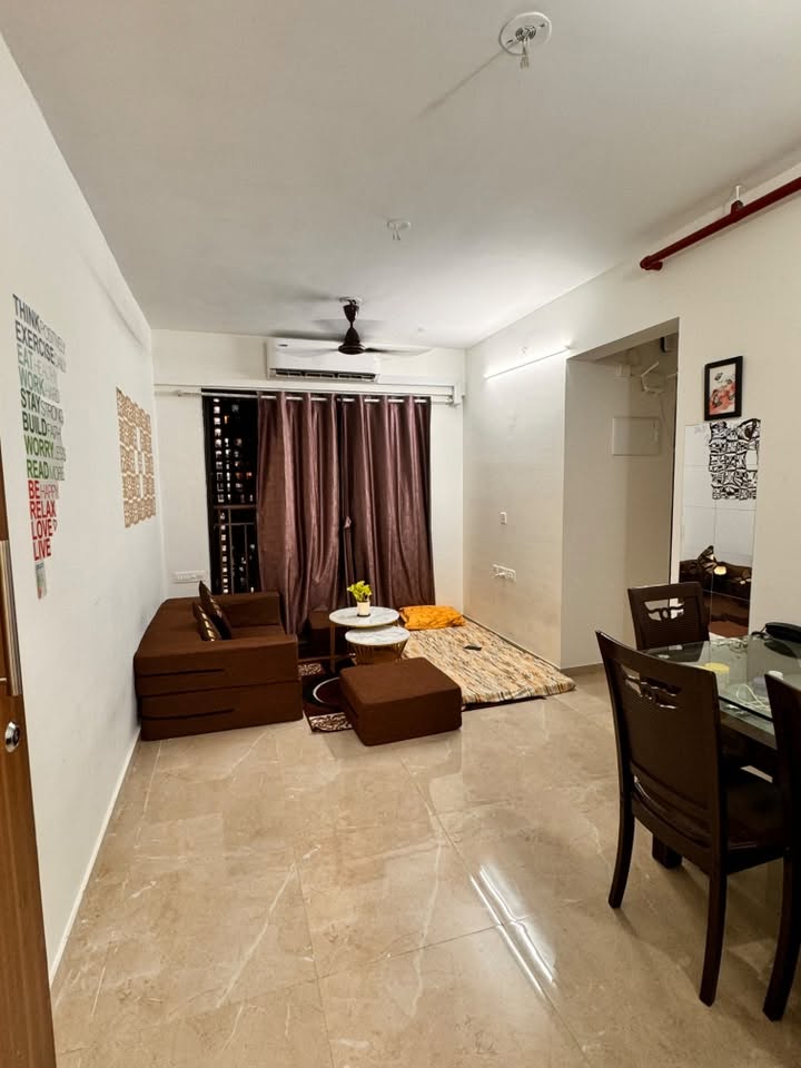 Master Bedroom for Females Only in 1BHK, Dahisar East — photo 2