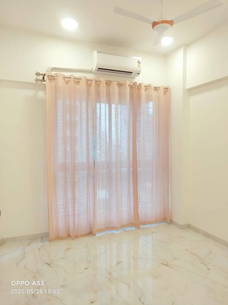 Brand New 2 BHK Semi Furnished Flat for Rent at Prabhadevi - photo 5