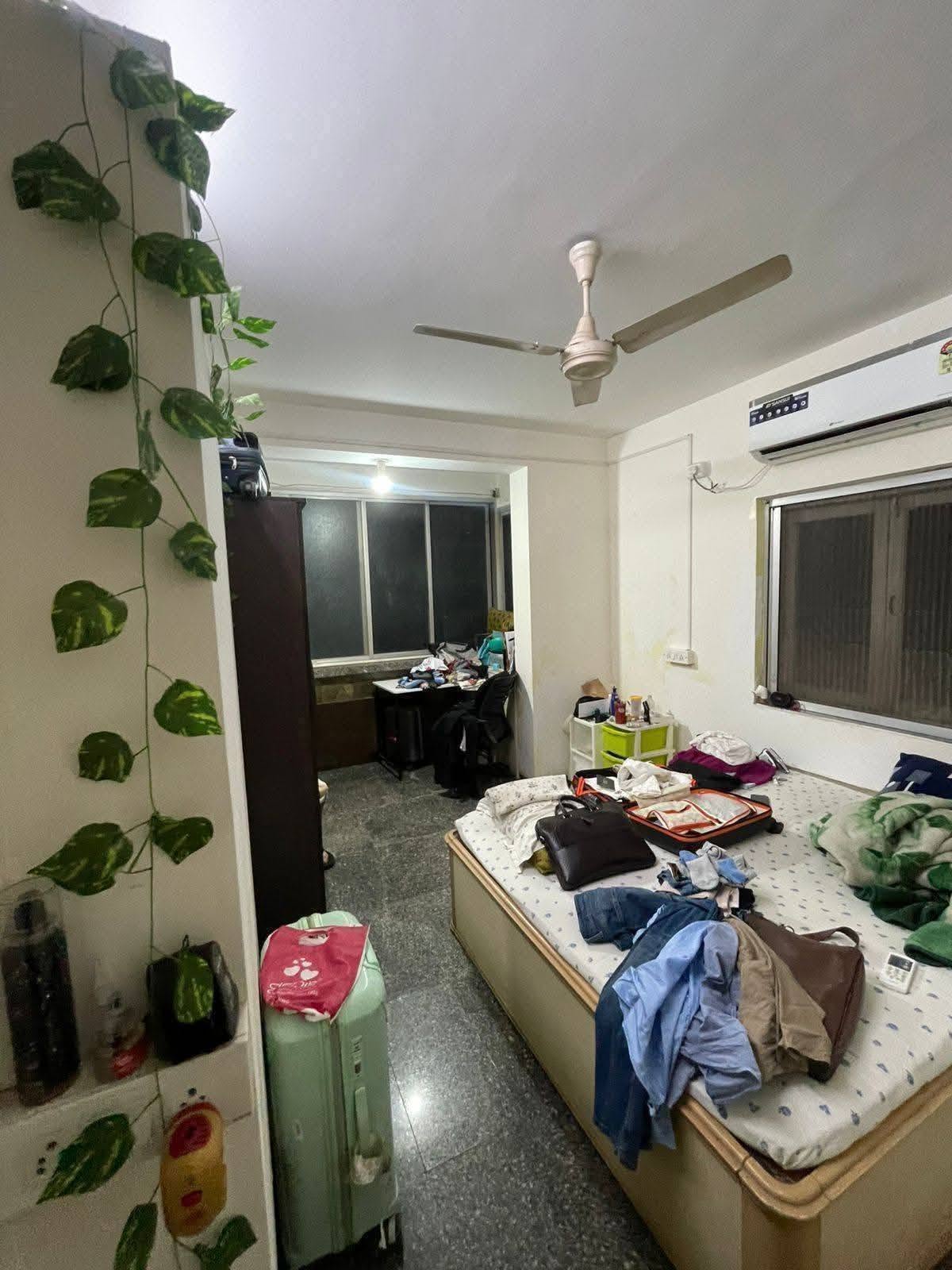 Single occupancy room in 3BHK, Santacruz West — photo 3