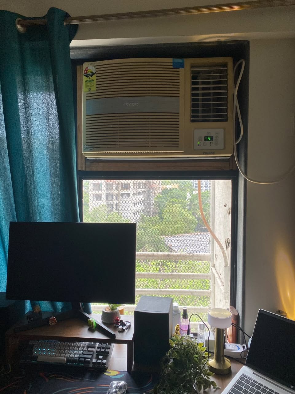 Room Available for Rent in DSK Madhuban, Andheri East