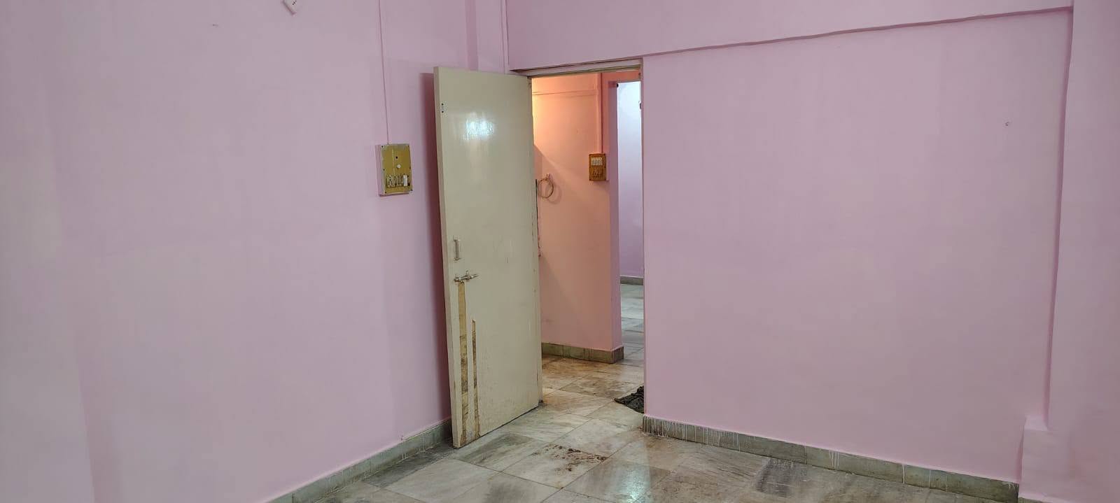 1 BHK in Swati CHS, Andheri West - photo 5
