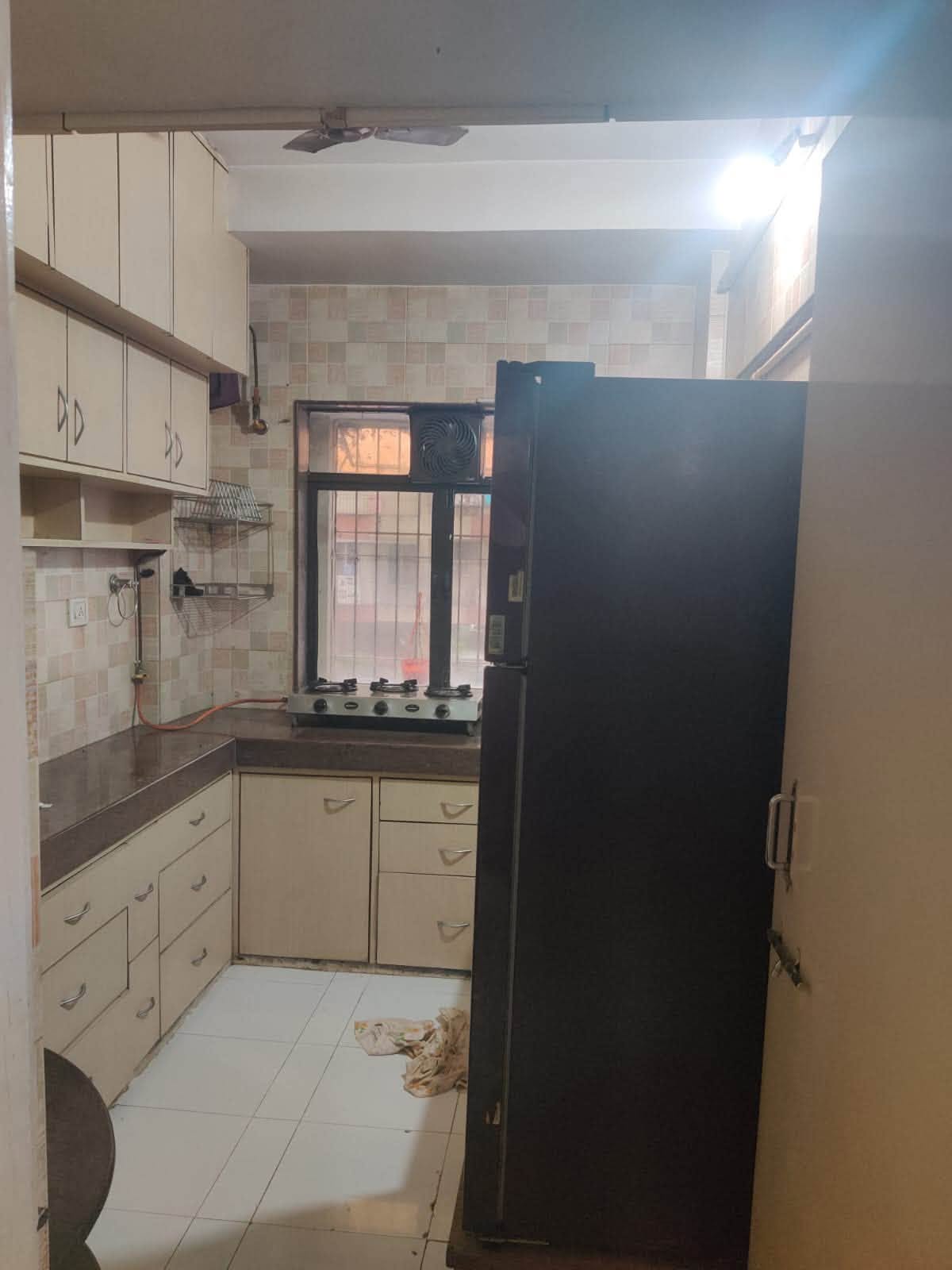 1BHK Fully Furnished Flat in Vasant Vihar, Thane West - photo 3
