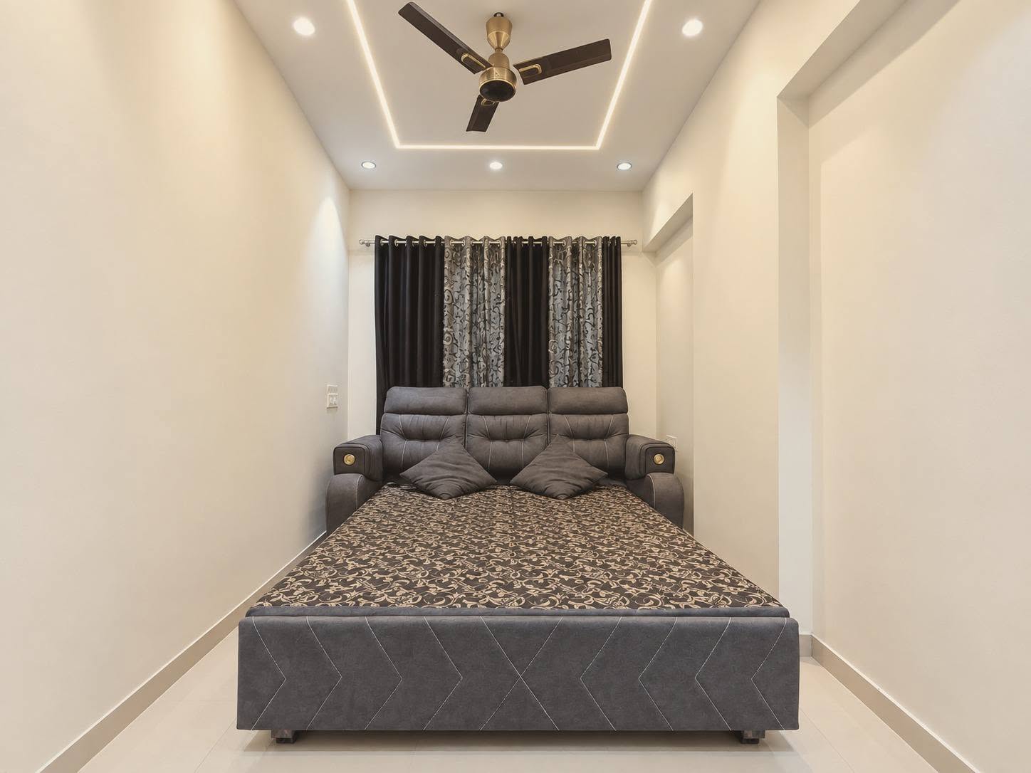 2 BHK Fully Furnished Apartment In Sion East - photo 4