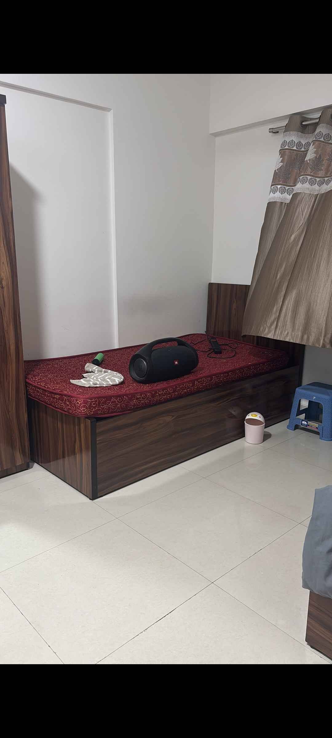 Roommate needed in Lower Parel West