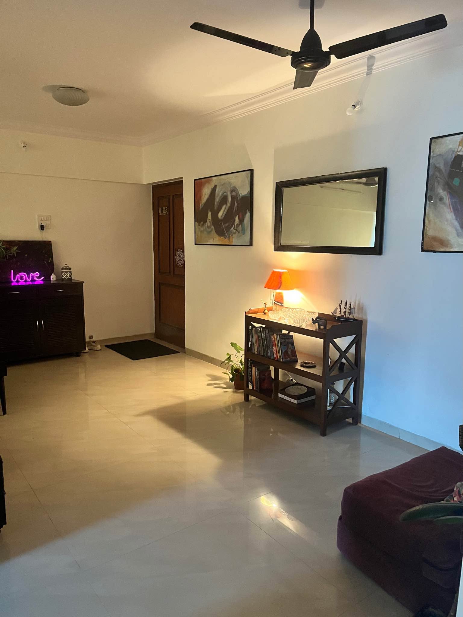 Fully furnished master bedroom in Andheri West — photo 5